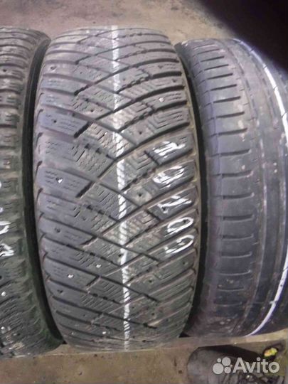 Goodyear Assurance 215/60 R16