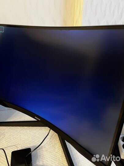 Монитор samsung odyssey g5 27 144гц с дефектом