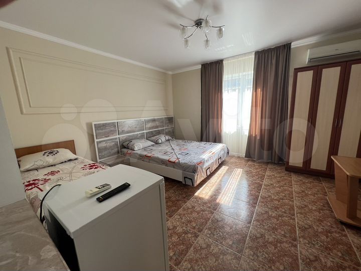 Комната 25 м², 1/4 эт.