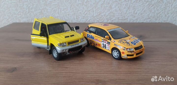 Модели BMW 7ER cararama/burago