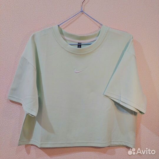Топ Nike