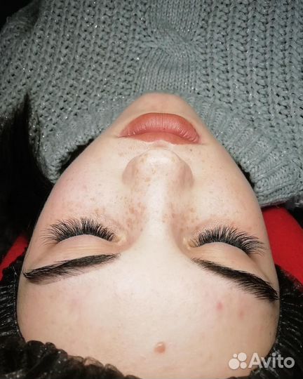 Наращивание ресниц на дому