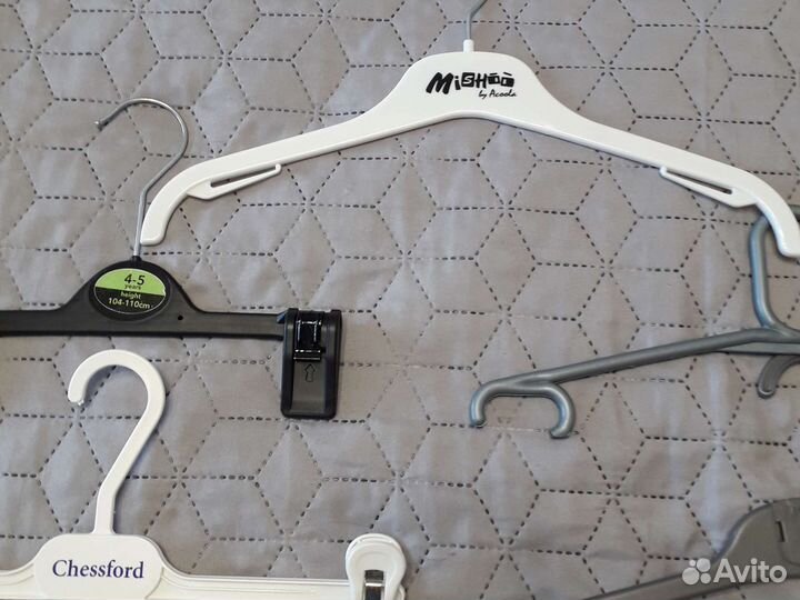 Вешалки плечики детские