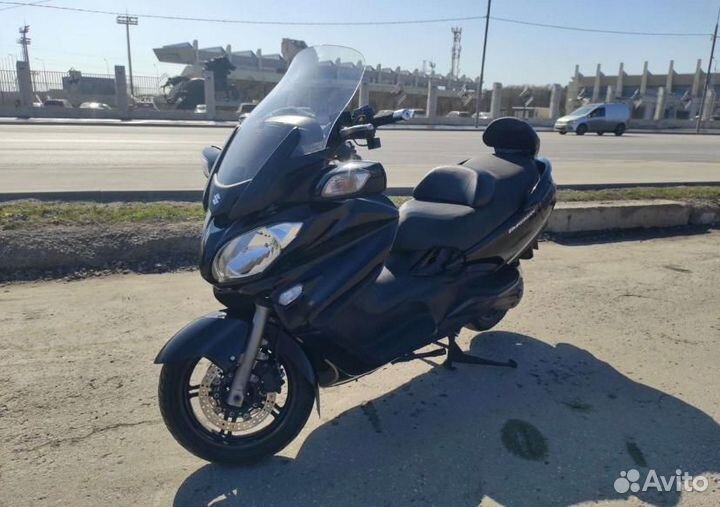 Suzuki Burgman (SkyWave) 650