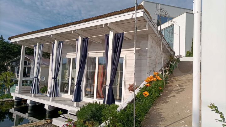 Дом 26 м² на участке 5 сот.