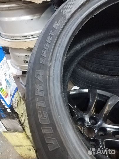 Maxxis Victra Sport VS5 255/40 R19