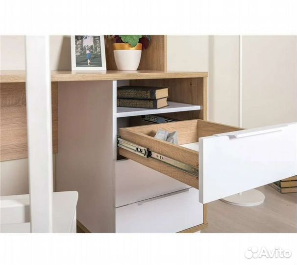 Новый рабочий уголок, письменный стол