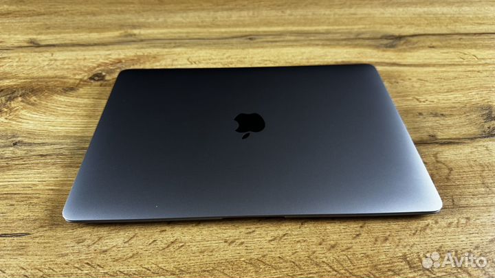 Macbook air 13 2020 m1/16/256