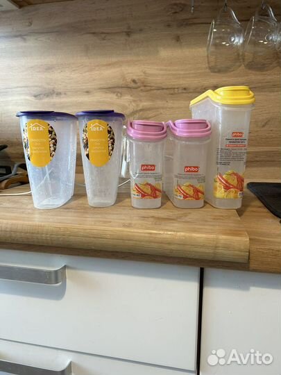 Контейнеры для сыпучих продуктов