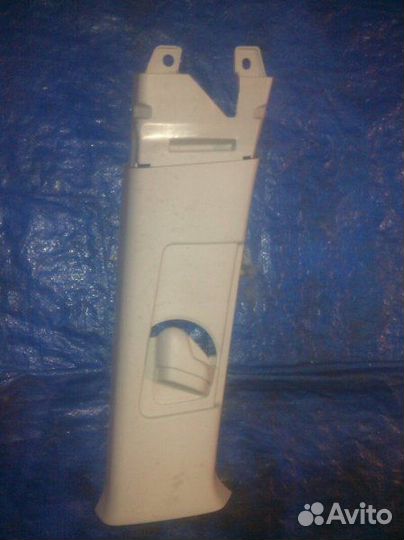 Накладка стойки кузова правая Lexus Is250