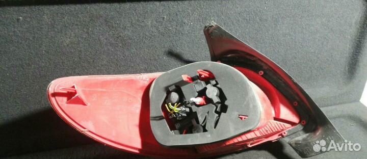 Фонарь задний правый peugeot 206 1 (1998-2003) 2.0 nn