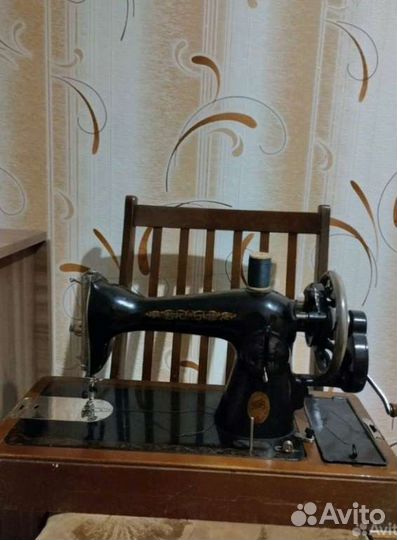 Швейная машина