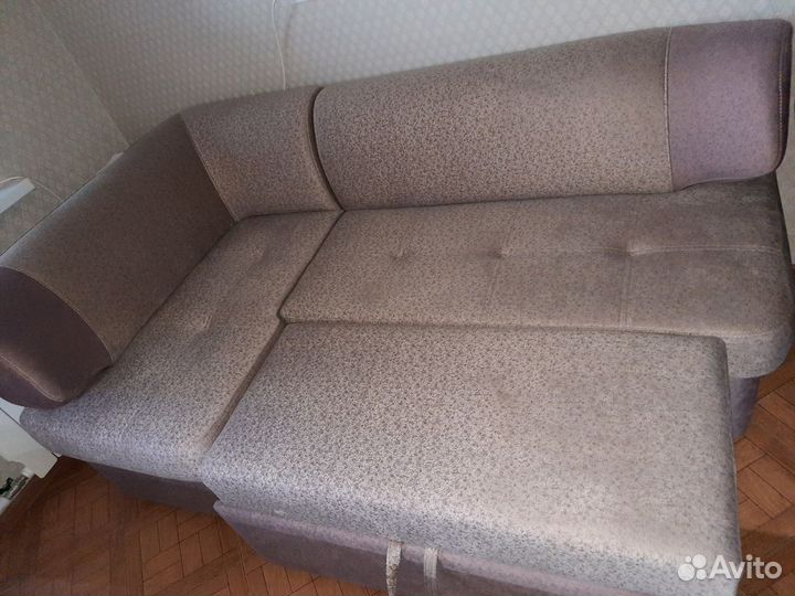 Угловой диван