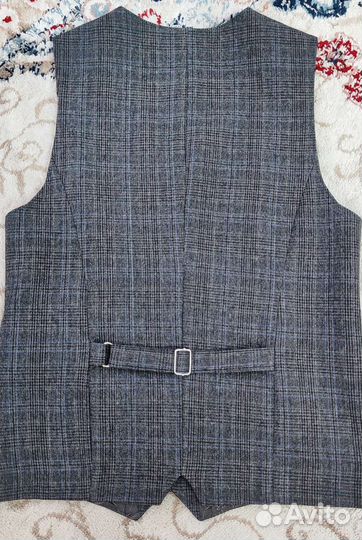 Детская школьная жилетка костюмная