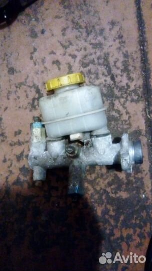 Главный тормозной цилиндр Nissan Almera Classic, I