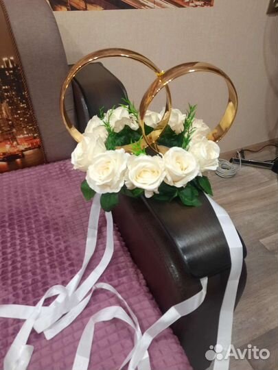 Свадебные кольца на автомобиль