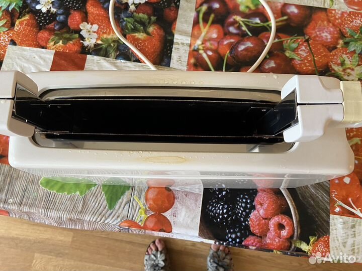 Сендвичница