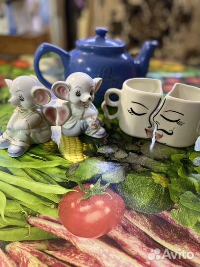 Чайник заварочный фигурки и чашечки