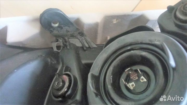 Фара передняя левая под корректор getz 2002-2005