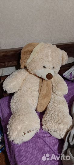Плюшевый медведь