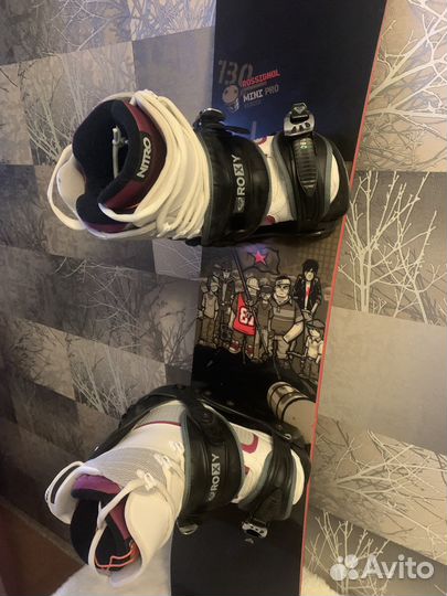 Сноуборд с креплениями и ботинками 37