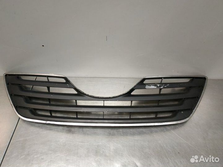 Решетка радиатора передняя Toyota Camry 40 ACV40