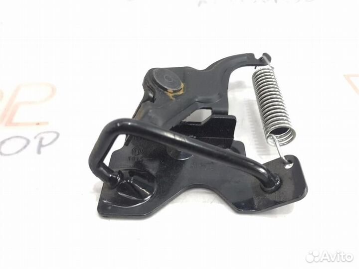 Петля замка багажника Nissan Teana (J32) 2012 - 2