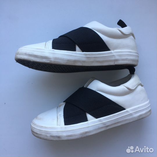 Ботинки zara (слипоны, кеды)