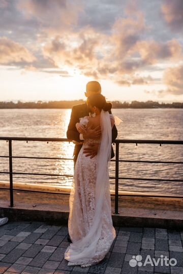 Свадебное платье 40 42 бу