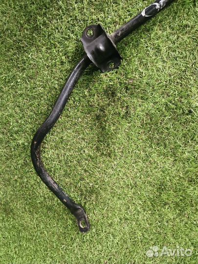 Стабилизатор задний Volvo V70