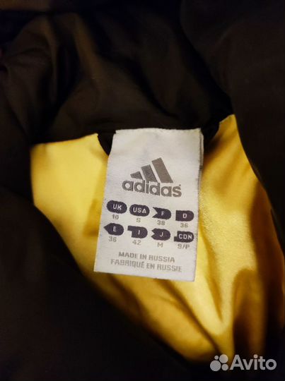 Пуховик женский Adidas, р.S, коричневый