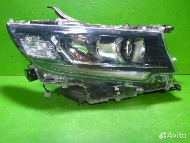 Фара правая Toyota Land Cruiser Prado(150) с 2009г