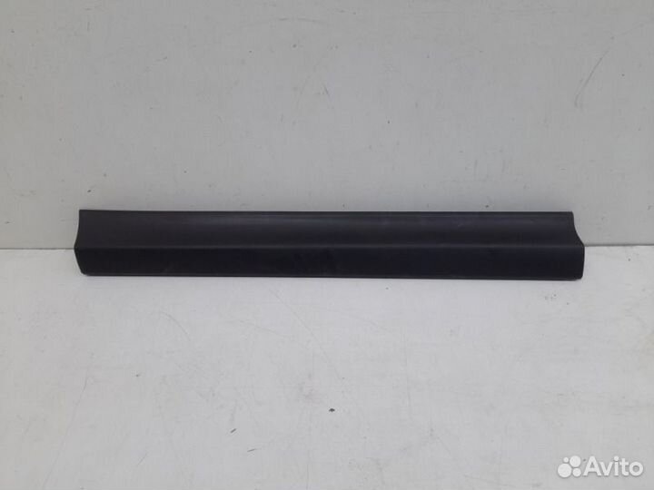 Накладка двери передняя левая Toyota Rav4 40