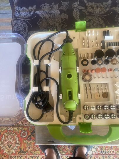 Гравер с набором насадок 165 предметов