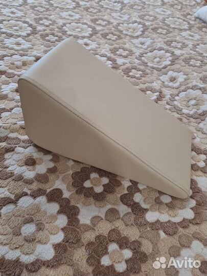 Педикюрная подставка для ног