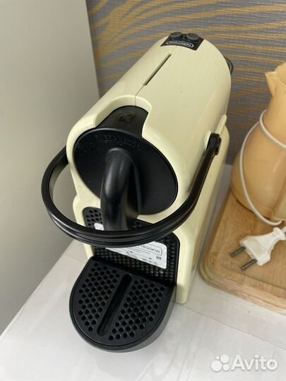 Кофемашина капсульная Delonghi nespresso