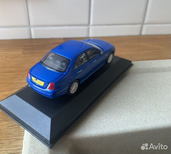 Модель автомобиля MG ZT