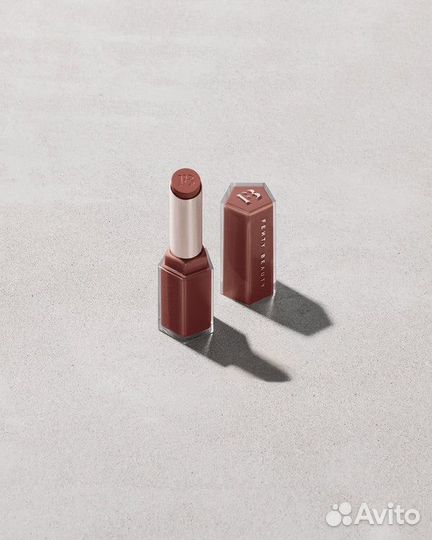 Fenty Beauty Gloss Bomb Stix оттенок Sp’ised Cold