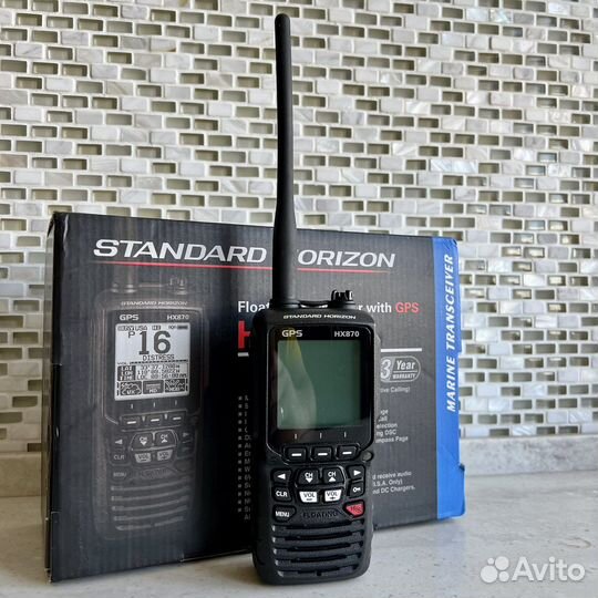 Морская радиостанци Standart Horizon HX-870