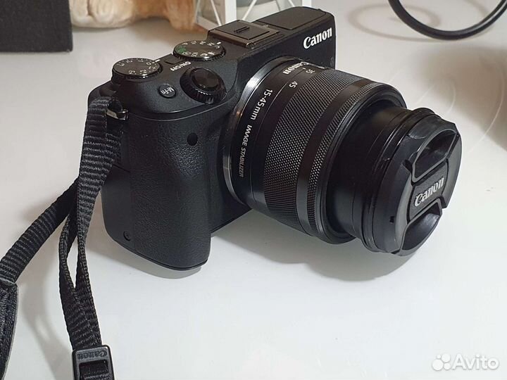 Фотоаппарат Canon eos m3