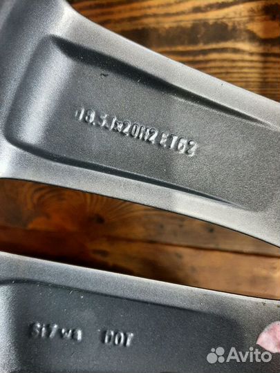 Комплект оригинальных колес R20 для Mercedes GL