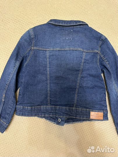 Куртки на девочку