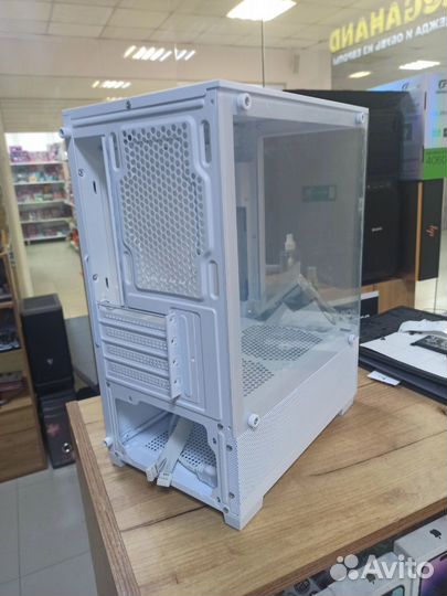 Корпус Invader Q4M + стекло, Micro-ATX, Mini-ITX