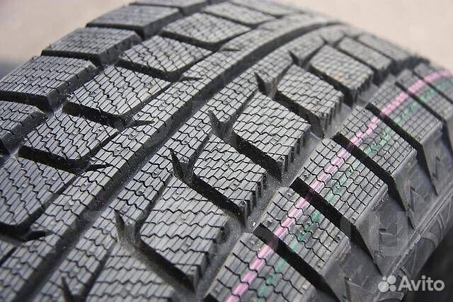 Westlake SW658 225/60 R18 104V