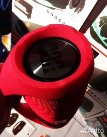 Колонка JBL Boombox