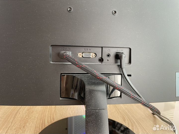 Изогнутый Монитор Samsung 