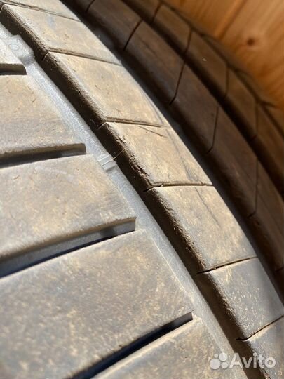 Bridgestone Turanza T005 225/45 R17
