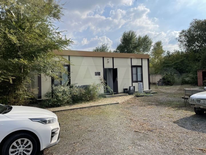 Производство, 715 м²