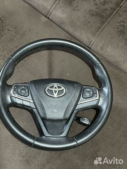 Руль на toyota camry 55