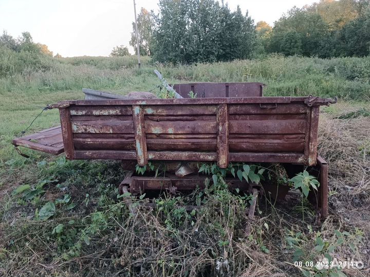 Прицеп тракторный